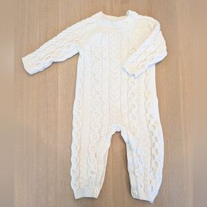 Hope & Henry Soft Cable Knit Baby Footie